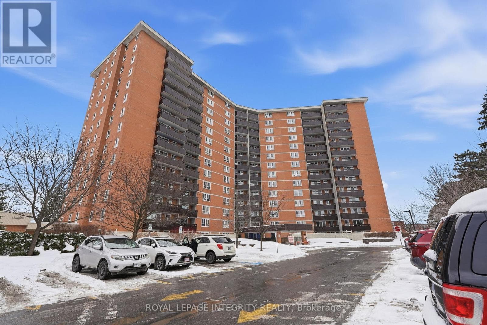 1110 - 2000 Jasmine Crescent