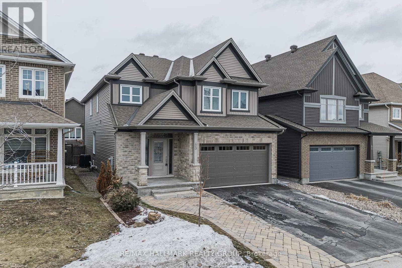 43 Cento Way