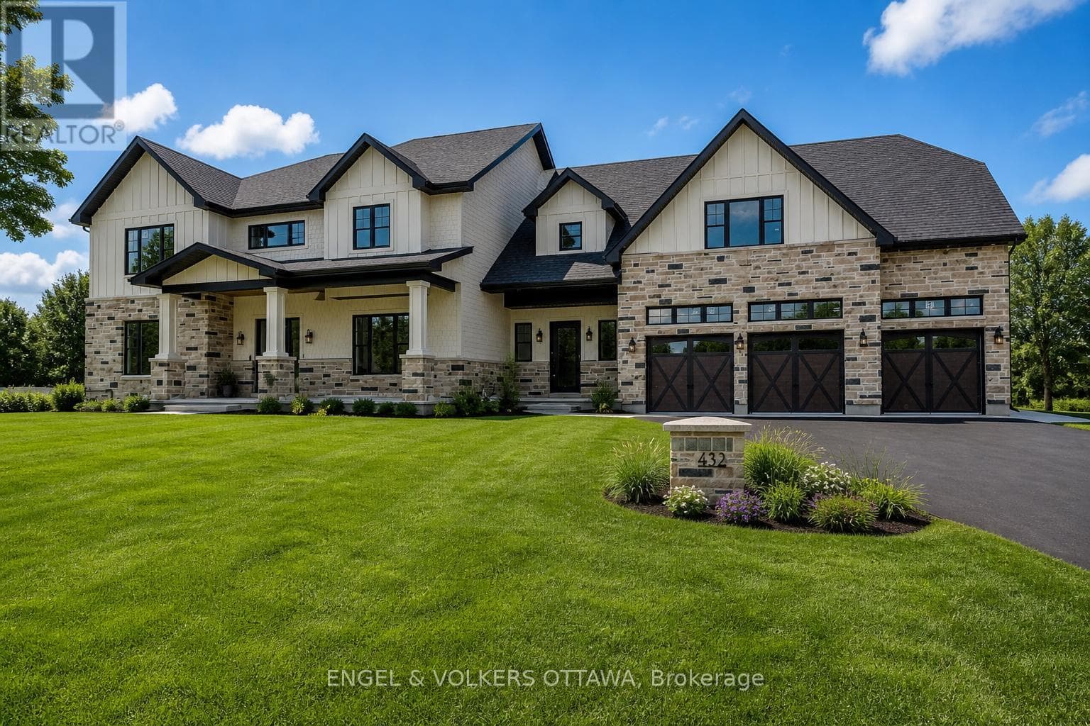 432 Ashbee Court