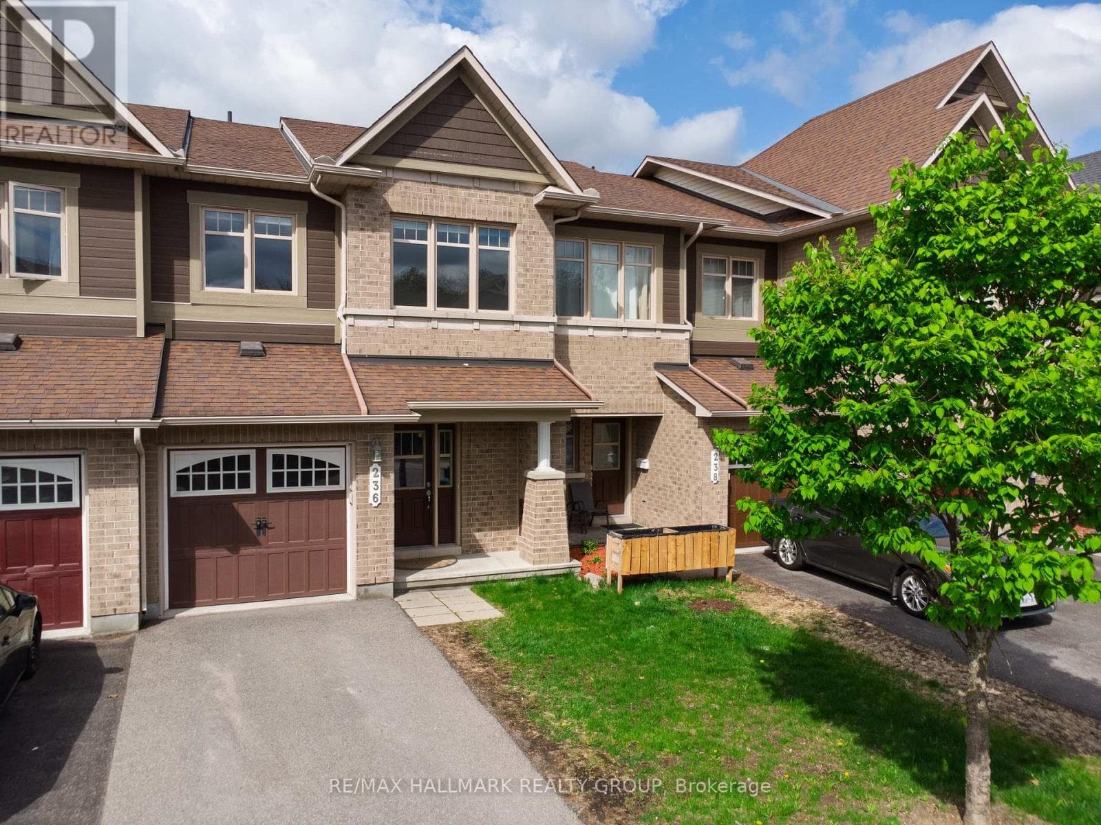 236 Trailsedge Way
