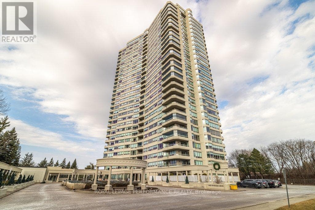905 - 1480 Riverside Drive