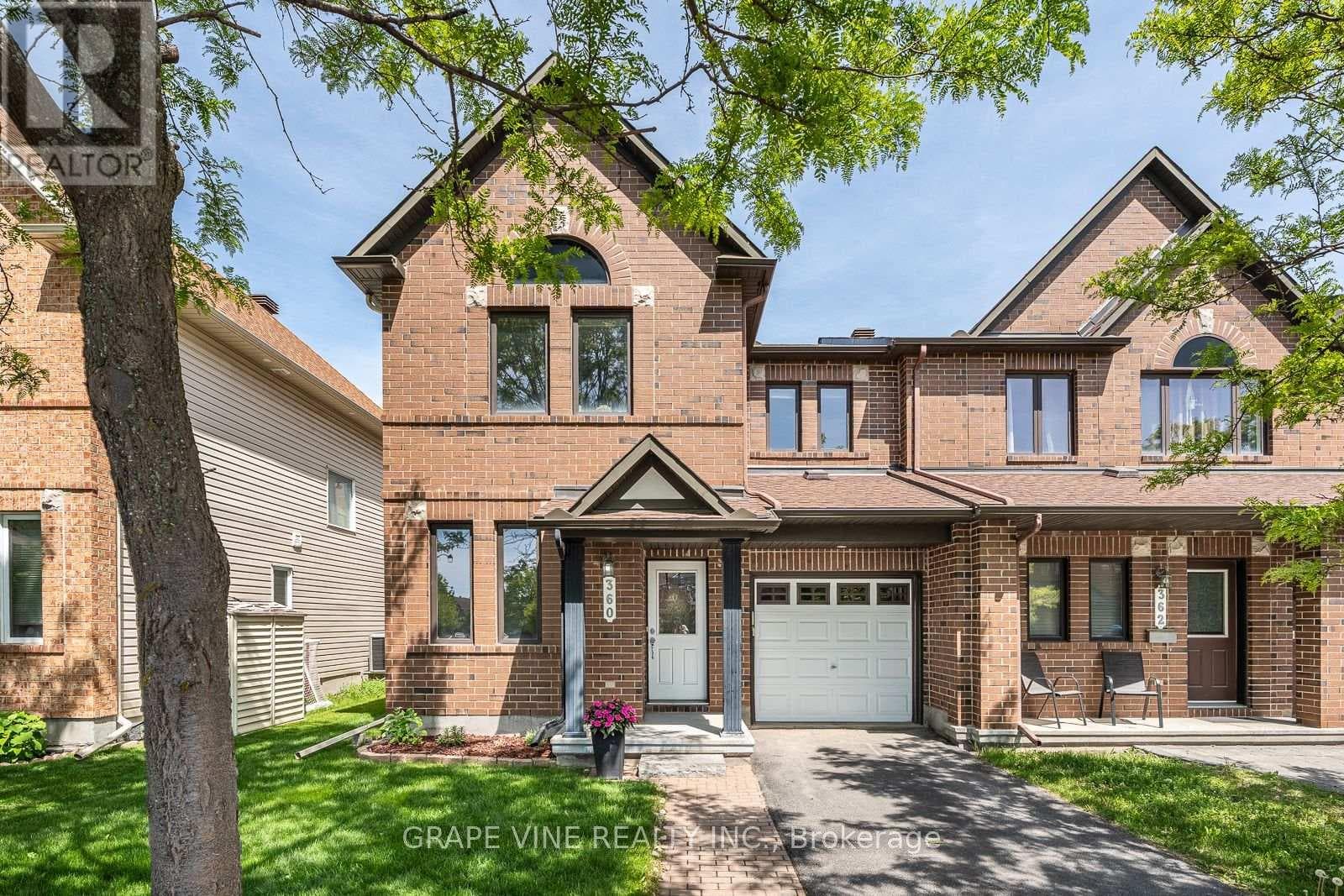 360 Balinroan Crescent