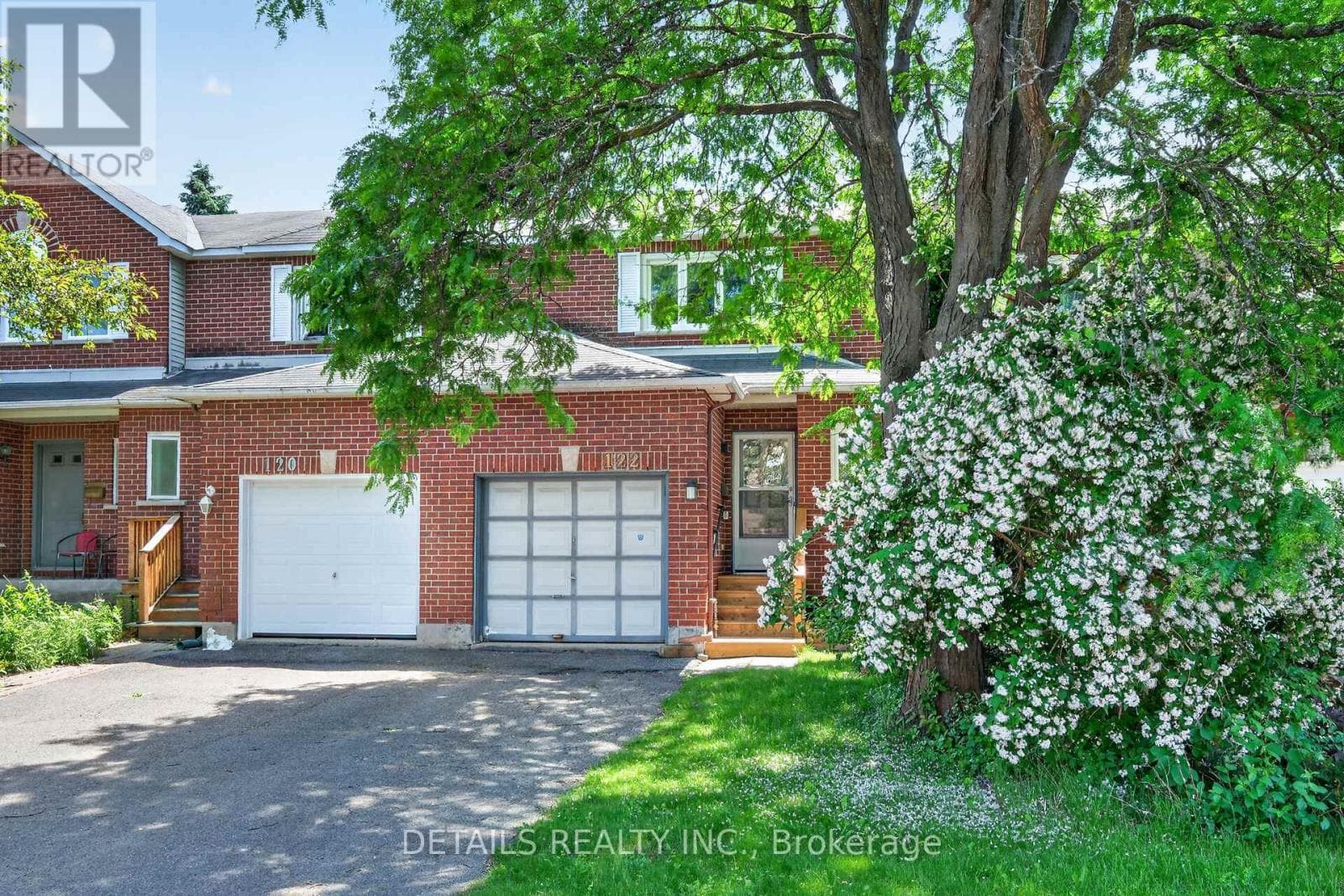 122 Ashpark Crescent