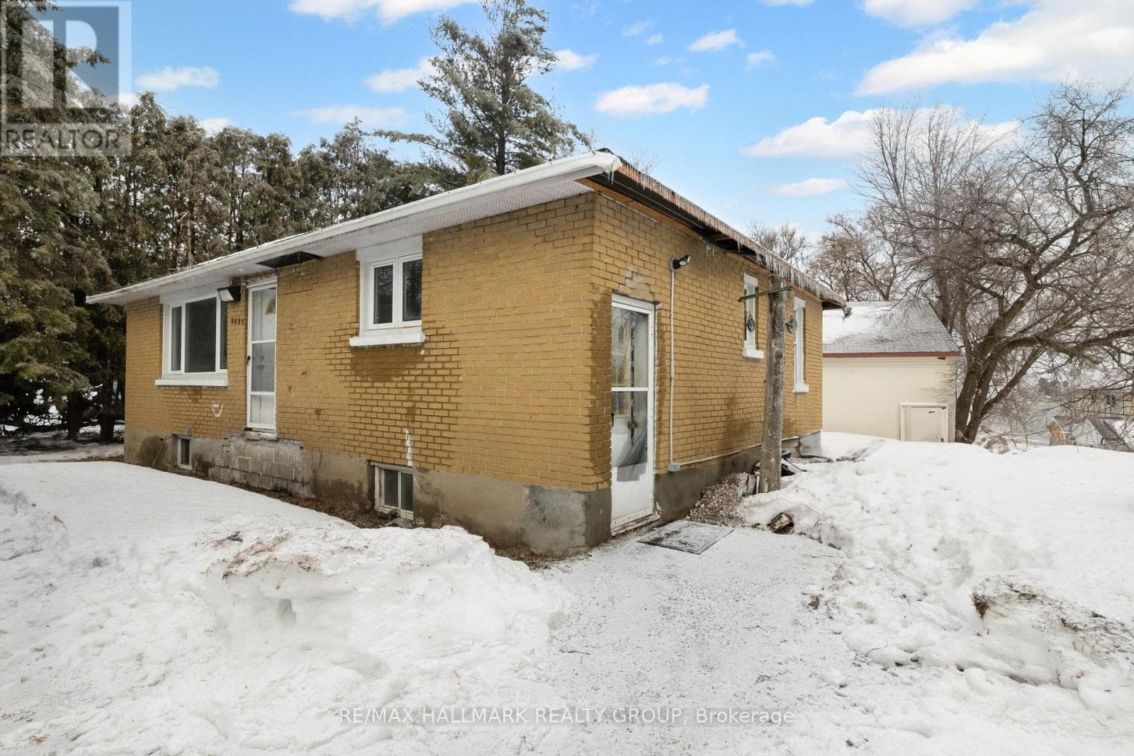 2601 Regional Road 174 Road