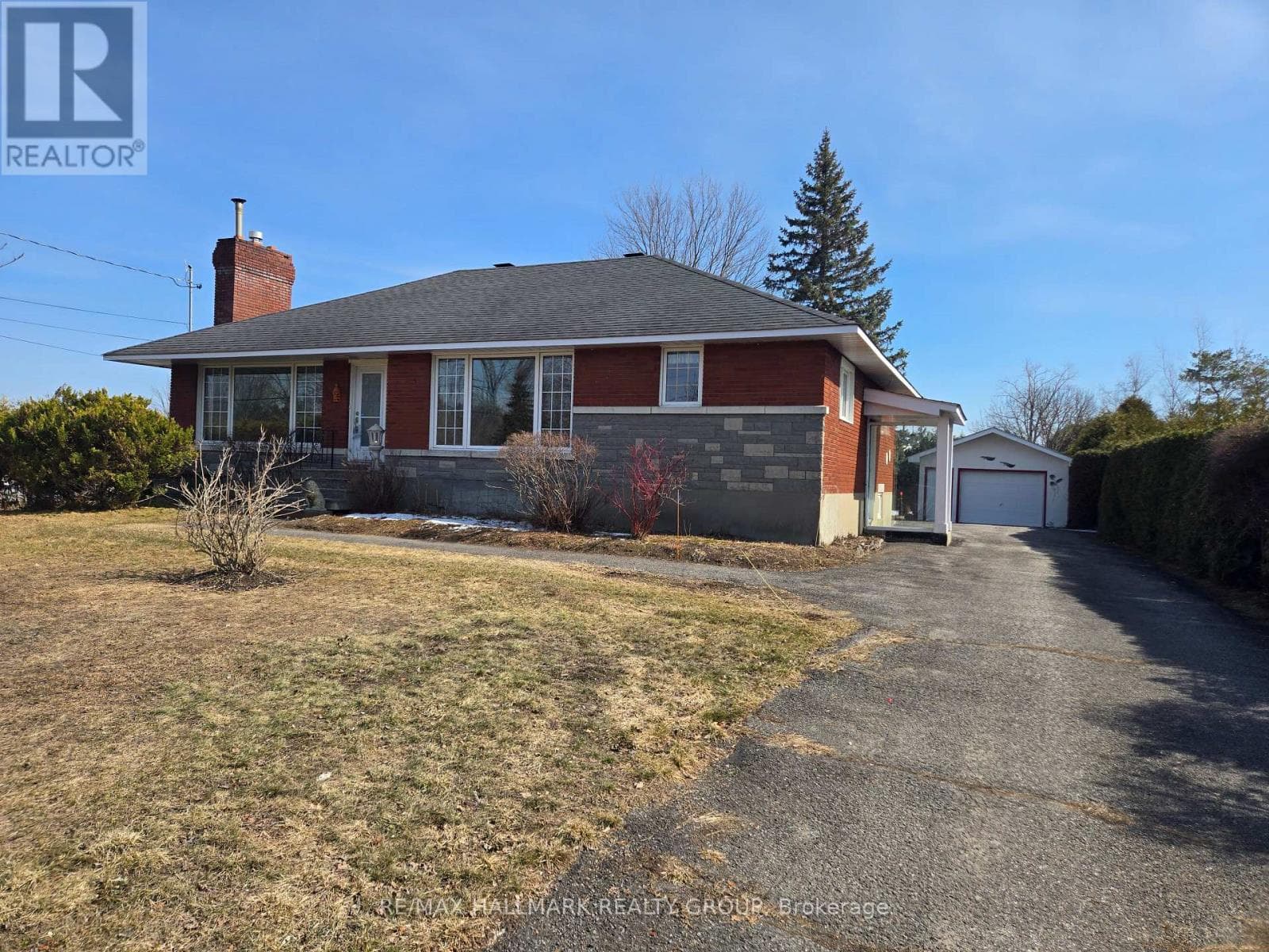 3654 Navan Road