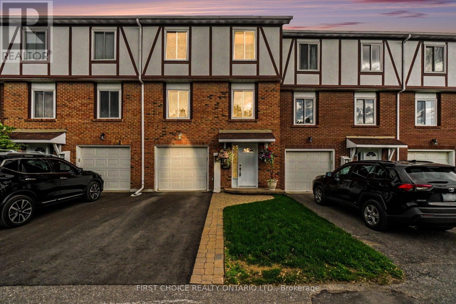34 - 1793 Axminster Court