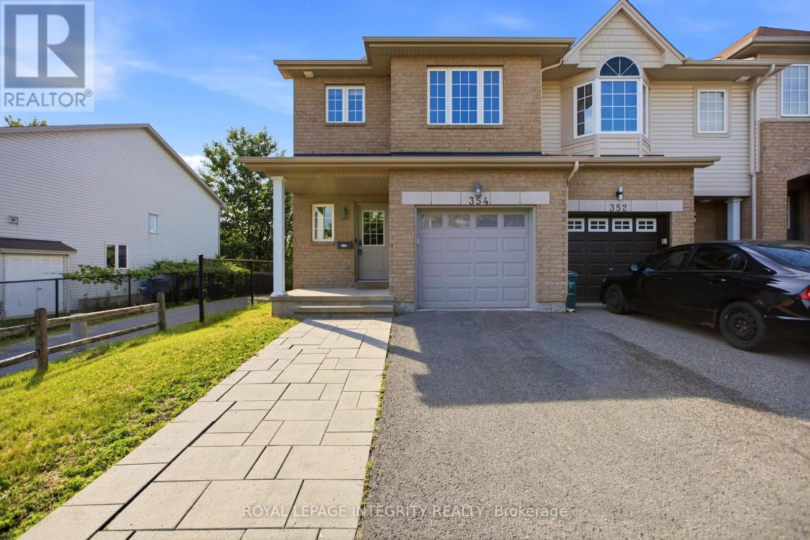 354 Rolling Meadow Crescent