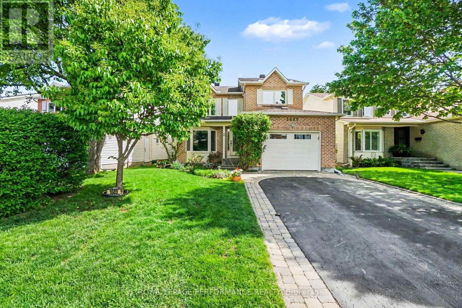 1689 Boisbriand Crescent