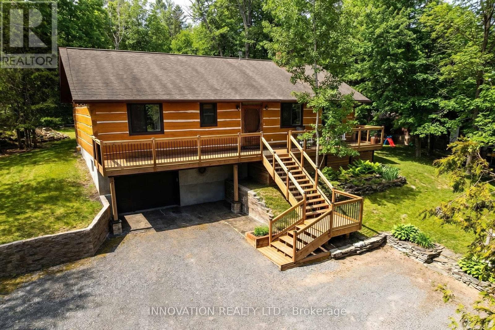 3019 Barlow Crescent