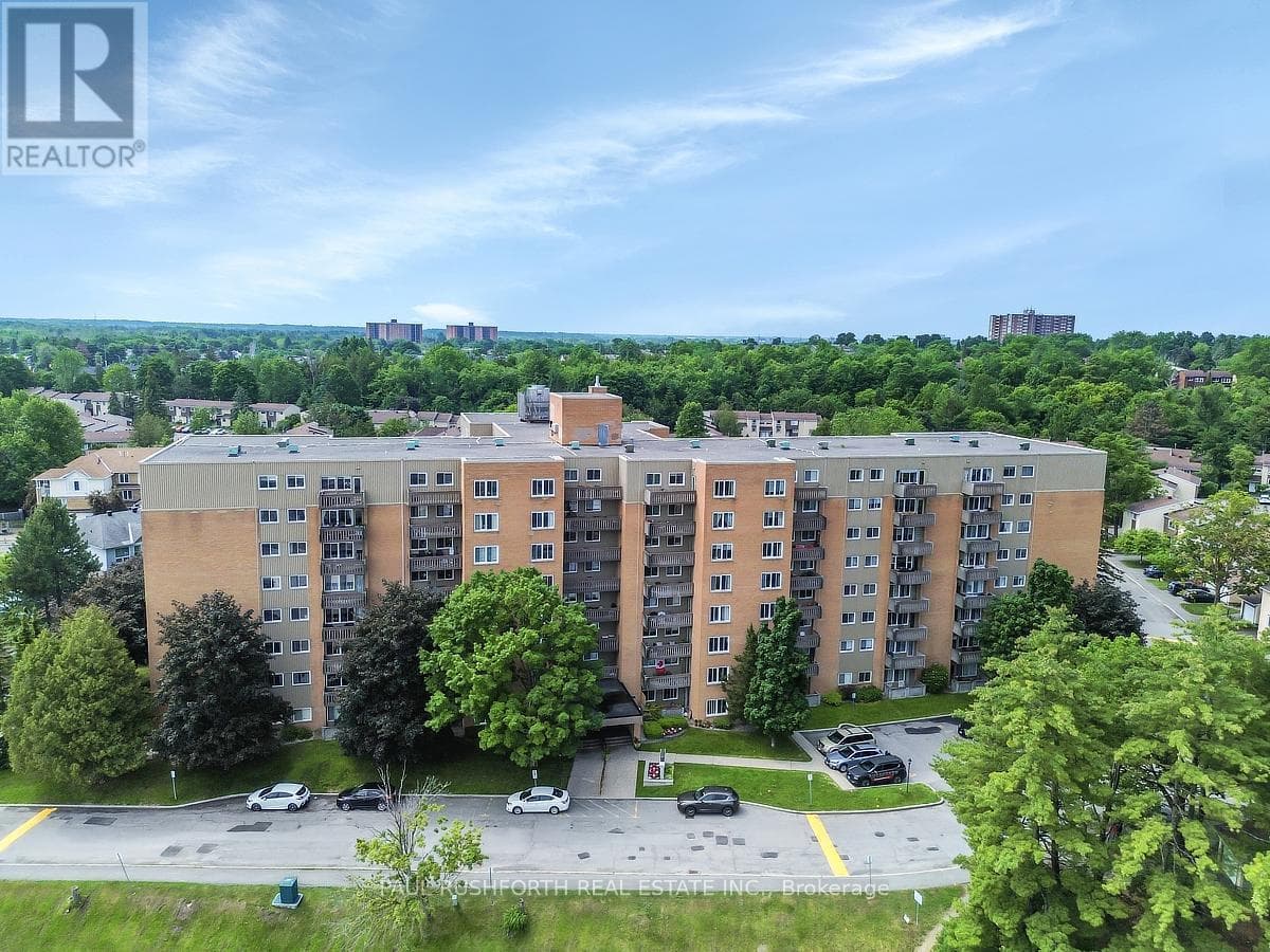 819 - 1599 Lassiter Terrace
